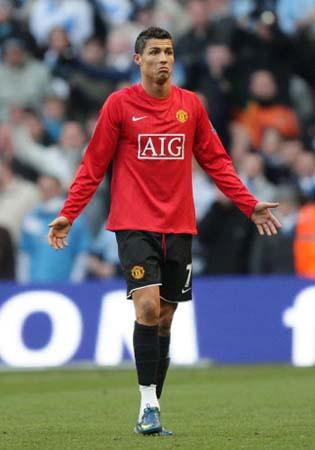 世界杯官方发布直通队伍集结海报：42个国家，同一个梦想（世界杯官宣直通队集结海报：42国同心逐梦）