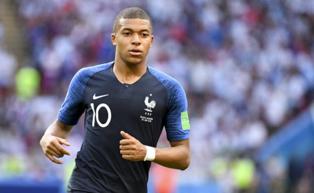 记者：特瓦斯的工资帽规则是13年的，现在25年了，该调整了（记者：特瓦斯的工资帽沿用自2013年，如今已到2025年，是时候更新了）