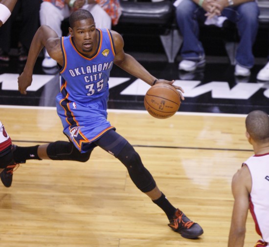 每体：巴萨有罗克20%转会分成，若5000万欧转会可获1000万欧（每体：巴萨握有罗克20%二次转会分成，若5000万欧成交将进账1000万欧）