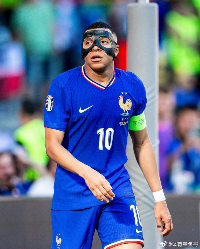 广岛三箭主帅：很高兴我的最后一战能获胜，球员们动力十足（广岛三箭主帅：谢幕战告捷令人欣喜，球员们战意十足）