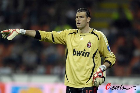 活塞主帅：康宁汉姆在持续进步，而且还不会抢走队友风头（活塞主帅：康宁汉姆稳步提升，却从不喧宾夺主）