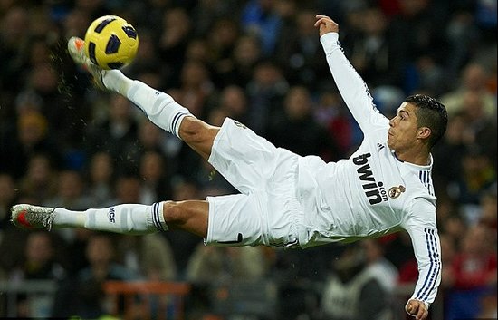 鲁媒：依木兰、陈泽仕参加山东队赛前合练，韩鹏参与了抢圈（鲁媒称：依木兰、陈泽仕随山东队完成赛前合练，韩鹏参与抢圈训练）