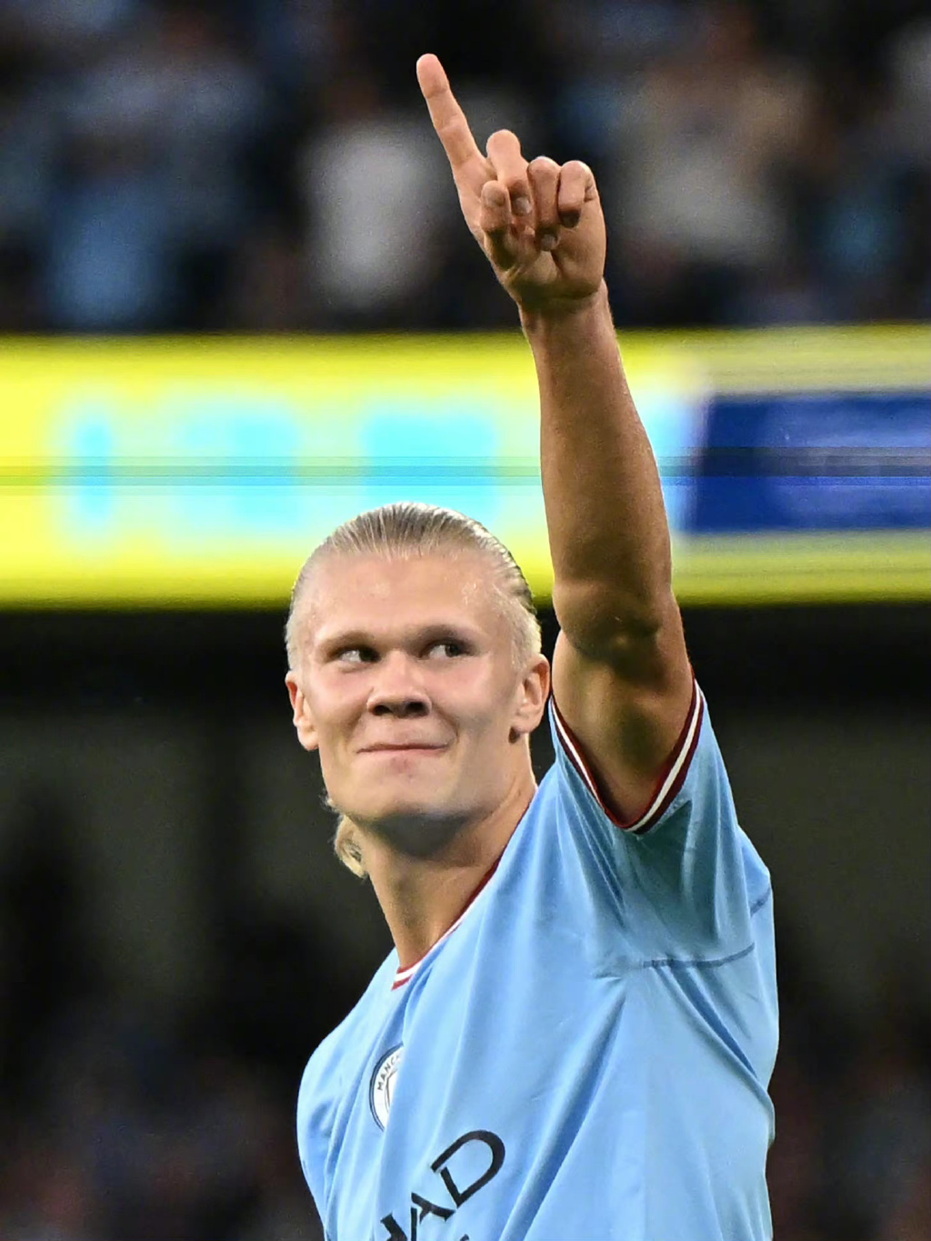 这队进攻端火力全开（这支球队进攻火力爆棚）