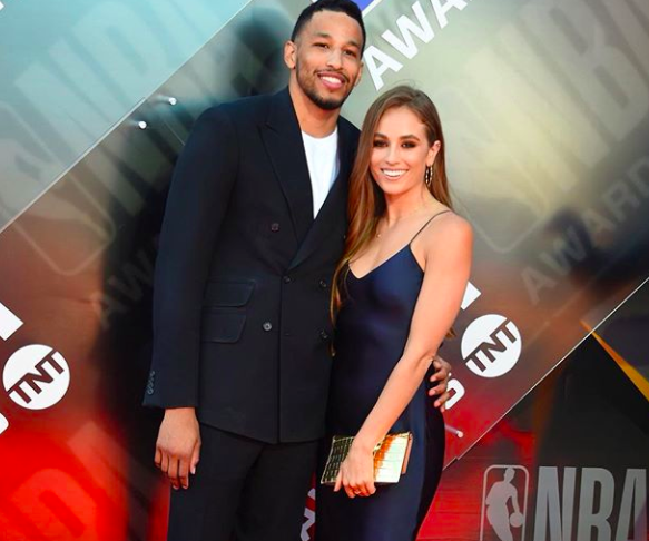 美记：鹈鹕已将锡安摆上交易货架，只要能换回实际的回报即可（美记：鹈鹕将锡安列入交易名单，只要报价合适即可出手）