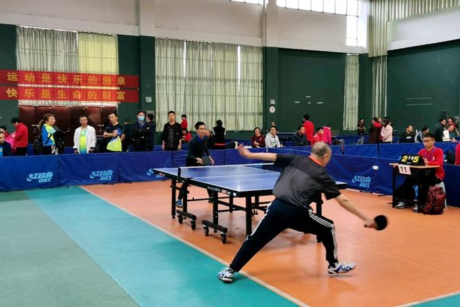 他们在坚持 他们在坚持