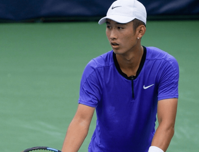 他的职业成 他的职业成